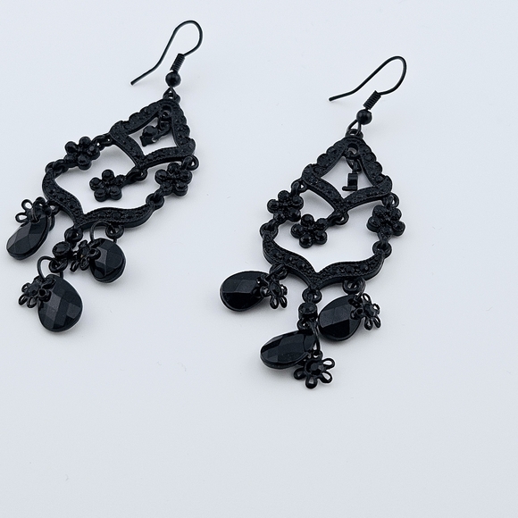 Chandelier jet black rhinestone earrings - Picture 5 of 7